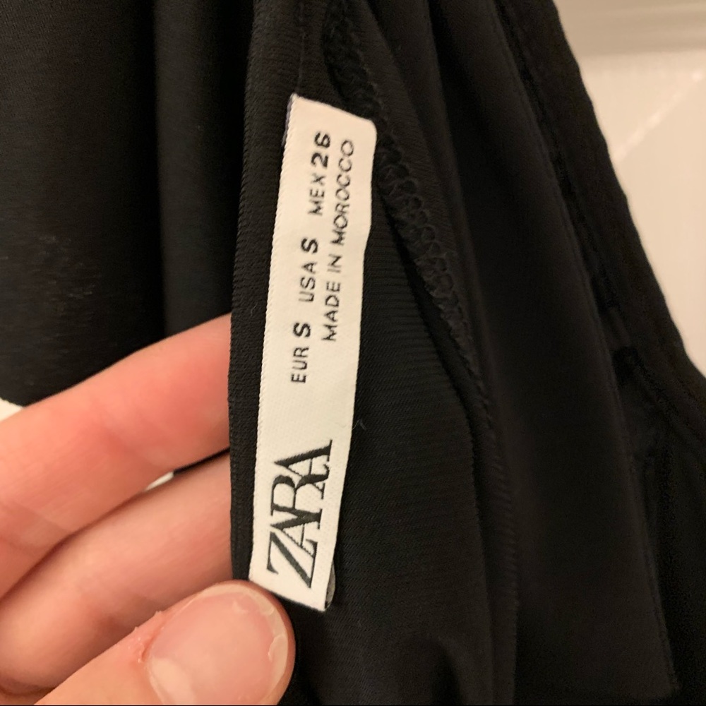 Zara Ruffle Top - Picture 3 of 3